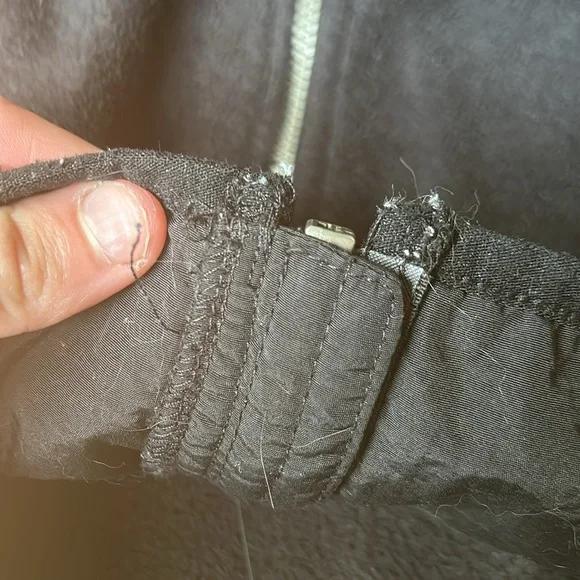 The Childrens Place Lightweight Zip Up Jacket Toddler Size 4T Color Black - Picture 13 of 13